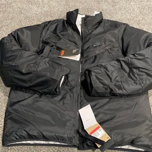 Nike Sportswear Therma-FIT Repel
Men's Reversible Jacket mens large
